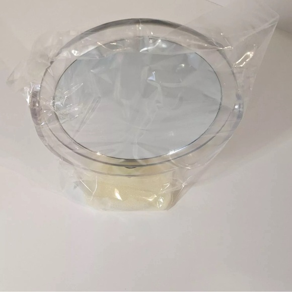 Dual Sided Magnifying Travel Mirror, Free Standing Makeup Vanity Defining Beauty - Picture 6 of 11